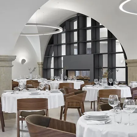 Lotrinsky Hotel Velké Pavlovice